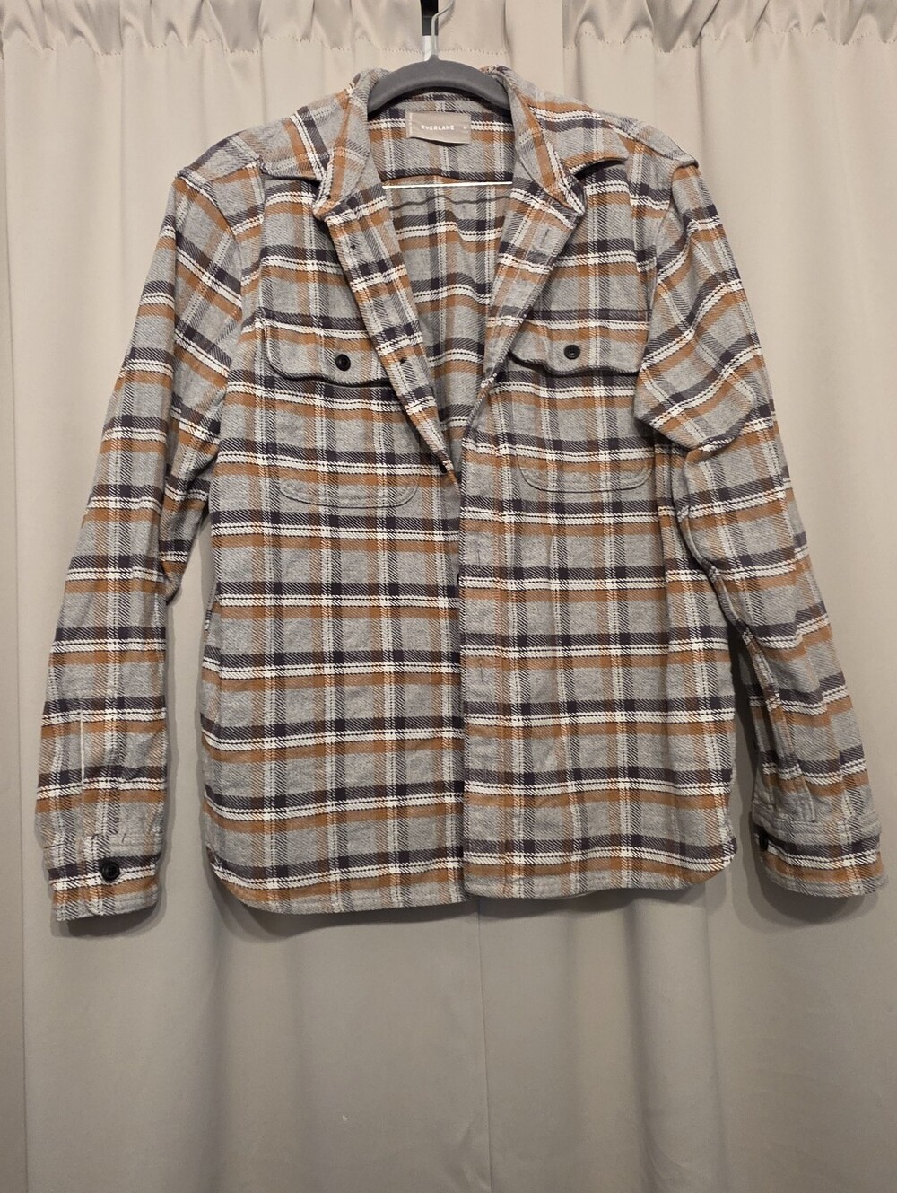 Everlane Relaxed Oversized Flannel Overshirt Shacket Gray Tan Plaid Medium